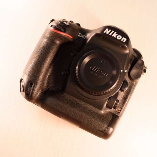 Nikon D4S 旗艦機