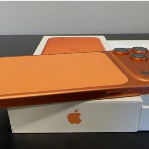 iPhone 17 Pro Max 256GB 香港版，12 个月保修