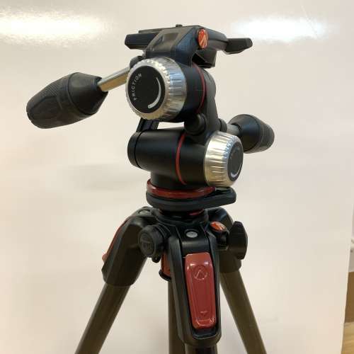 Manfrotto 190 Carbon Fibre 4-Section camera tripod 碳纖維4節三腳架 + Manfrott...