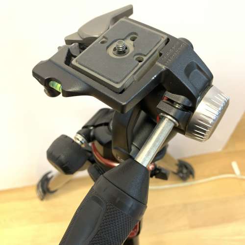 Manfrotto 190 Carbon Fibre 4-Section camera tripod 碳纖維4節三腳架 + Manfrott...