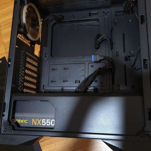 Antec NX400 Mid Tower Gaming Case + NX550W火牛