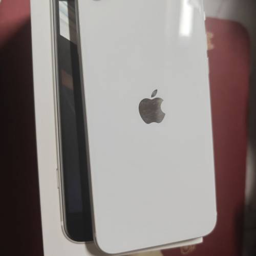 iPhone se 2 128g