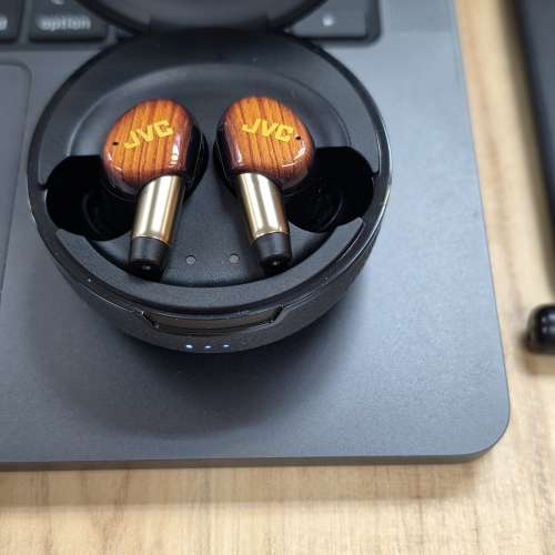 JVC wood masterpiece
