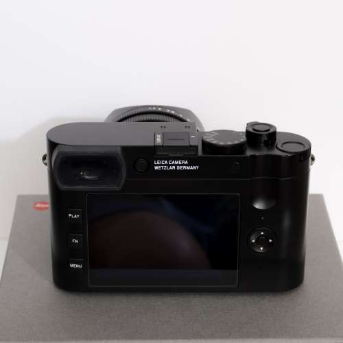 Mint Condition Leica Q2