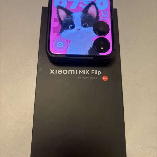 出售Xiaomi MIX Flip 摺疊手機，黑色， 99.9%新