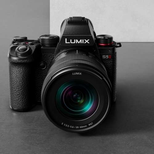 几乎全新，有盒，全画幅无反相机 DC-S5M2+20-60镜头，不单卖