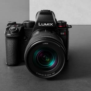 几乎全新，有盒，全画幅无反相机 DC-S5M2+20-60镜头，不单卖