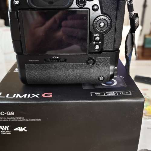 98% 新 Panasonic Lumx G9 + 原装grip