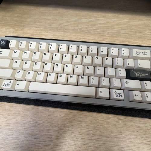 限量版 TB65F keyboard (內置電)