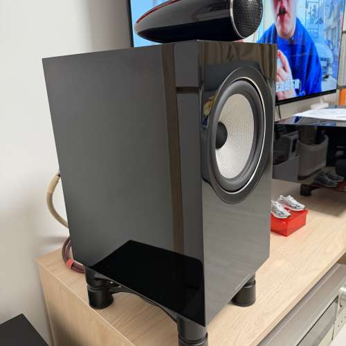 BOWERS & WILKINS 705S2 AND APERTA 200