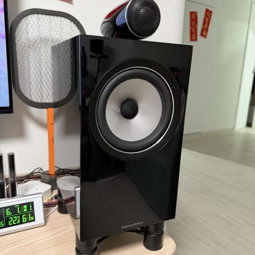 BOWERS & WILKINS 705S2 AND APERTA 200