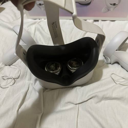 【全套有盒】Meta / Oculus Quest 2 VR 一體機連手掣（90%新 運作全正常）入門VR首選
