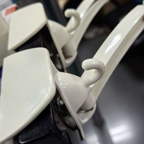 多用途門邊/廚櫃掛架掛鈎一對