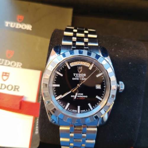 Tudor Day Date 23010 90% New Still Have Official Warranty