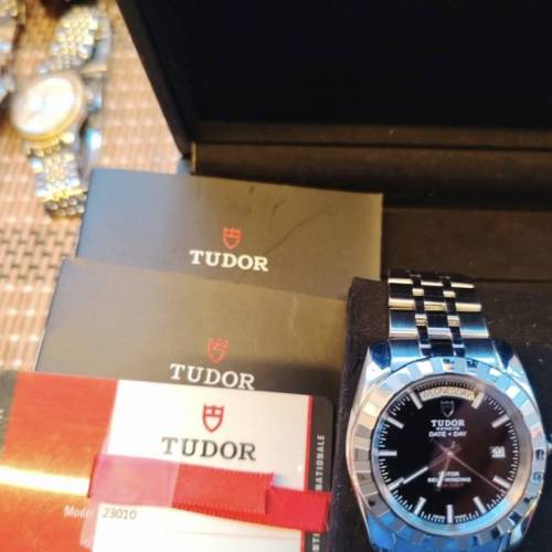 Tudor Day Date 23010 90% New Still Have Official Warranty