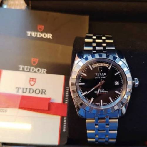 Tudor Day Date 23010 90% New Still Have Official Warranty