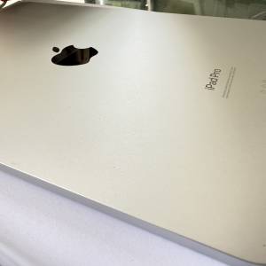iPad Pro 11吋 第四代 128GB Wi‑Fi｜近乎全新｜高效能平板｜連保護套高清藍光防爆M...