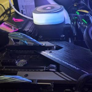 ASUS ROG STRIX X570-F GAMING 主機板