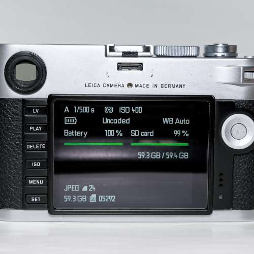 Leica M240 Silver with half leather case