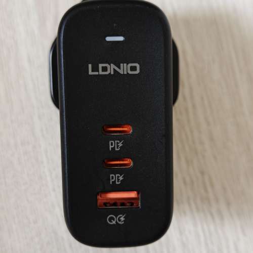 Ldnio 65W 三口氮化鎵快充火牛, 合iphone, samsung, 小米， vivo, oppo, macbook a...