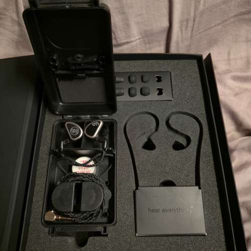 64 Audio Tia Trio