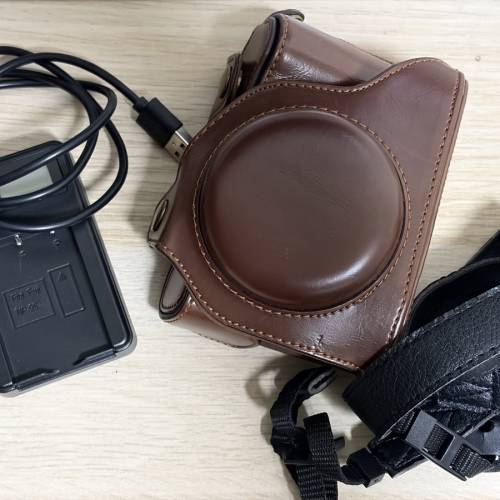 Fujifilm X70 富士 X70 銀色 (not x100 V VI)