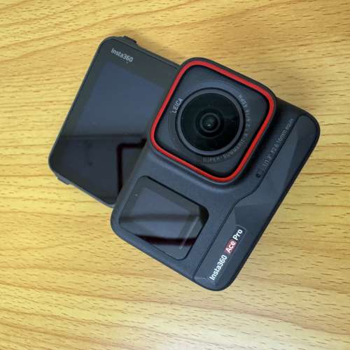 INSTA360 ACE PRO 運動相機  99%新 只用過5次 $2000