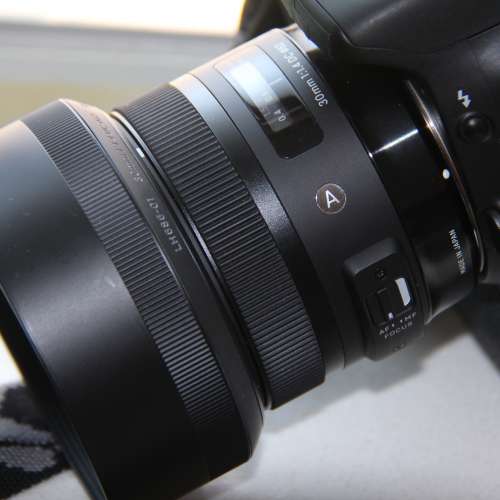 Rare EF mount Sigma 30mm f1.4  Ef-s Version