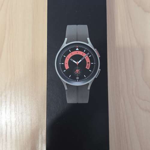 Samsung Galaxy Watch 5 Pro 智能手錶 45mm (LTE) SM-R925F Silver 香港版