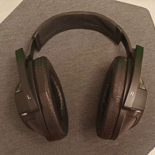 SENNHEISER HD820 退坑小用靚仔 頭樑設計通病有離罅 長期用保護套放防潮箱 有盒原裝...