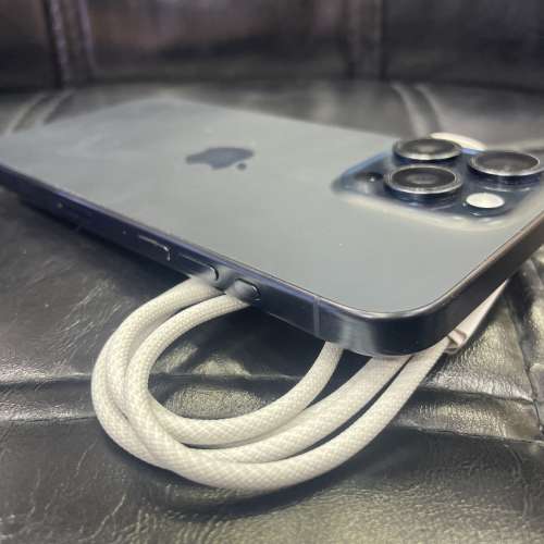 95%New iPhone 15 Pro Max 256GB 藍色 電池健康90% 香港行貨 有配件 自用首選超值