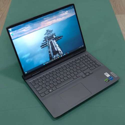Lenovo LOQ 16 Gaming Laptop