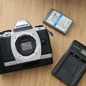 Olympus OM-D E-M10 Em10 mark 1