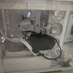 機箱 + 水冷 + 電源
