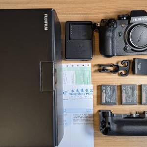 行貨全套 Fujifilm X-H1 + VPB-XH1 直倒組合 (3原電/原廠專用火牛/全新相機帶)