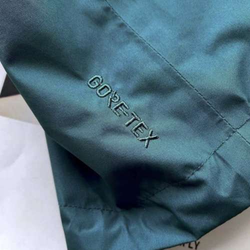 全新AIGLE Goretex風褸