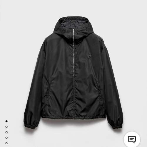 全新PRADA再生尼龍風褸
