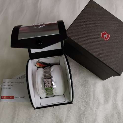 全新 瑞士Victorinox女裝手表 Victorinox Swiss Army Vivante Square Ladies Watch