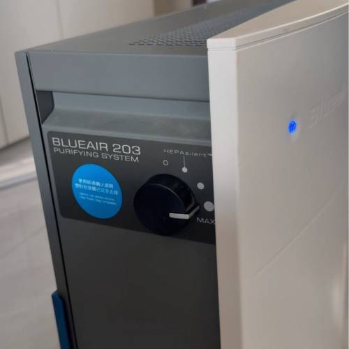 Blueair 佈魯雅爾 203 空氣淨化器