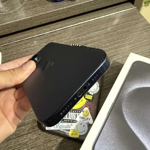 iPhone 15pro 256gb,港行雙卡極新，有單全套齊！