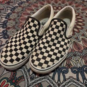 Vans slip on
