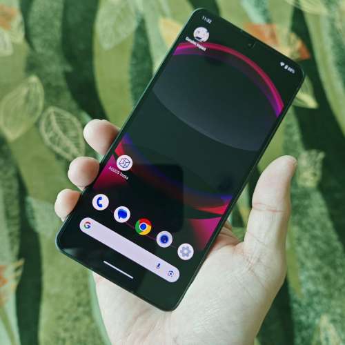 SHARP AQUOS R8 Pro