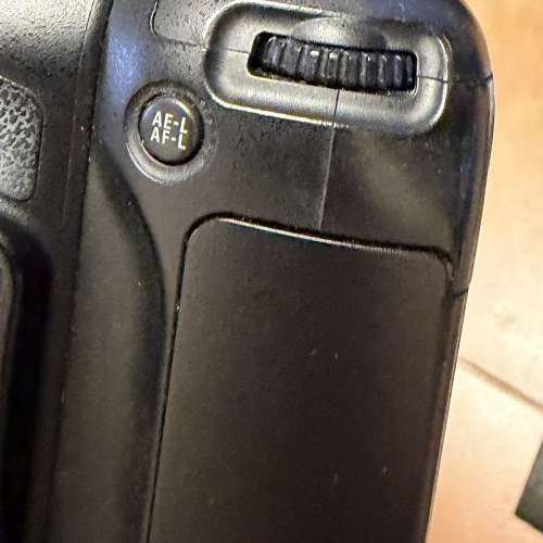 Nikon MB-D80 直倒