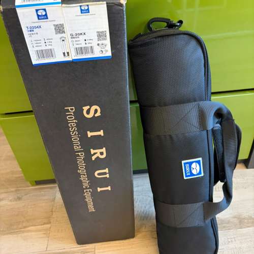 SIRUI T-2204x 思銳碳纖維三腳架