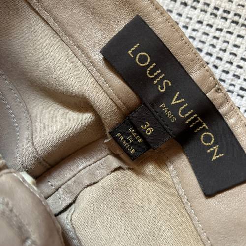 Louis Vuitton 羊仔皮 pant