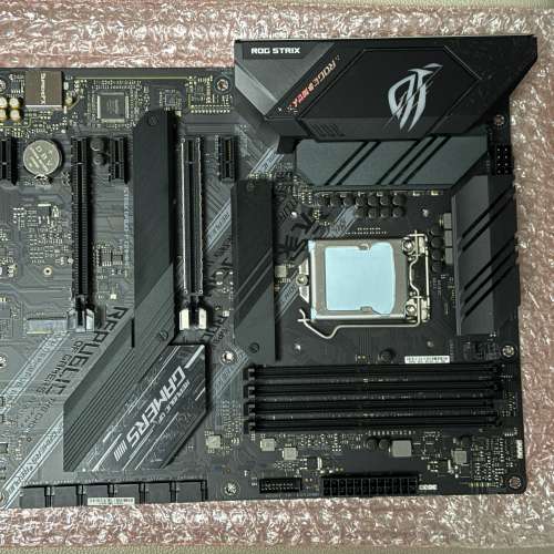 二手 ASUS STRIX B460-F GAMING B460 DDR4 LGA1200 ATX MB