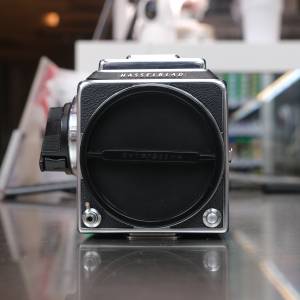 Hasselblad 500CM Medium Format Body #1625 and A12 II Silver Film Back #0091