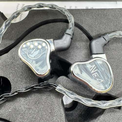 FiR Audio  型號： Neon 4 (NE4)