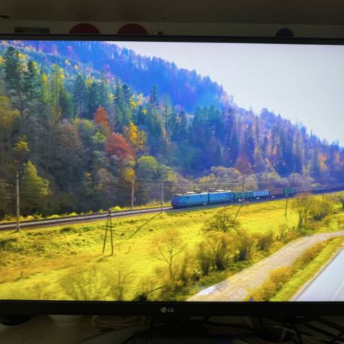 27寸 LG 4K HDR 電腦顯示屏