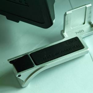 Leica M11 thumb support